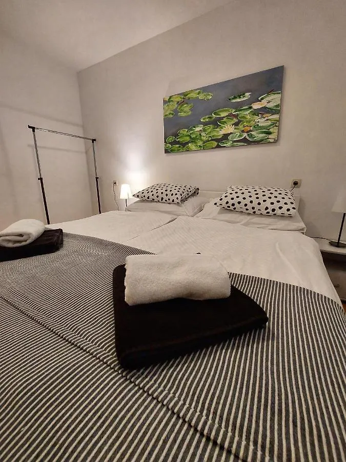 Apartments Dumic Crikvenica 0*,